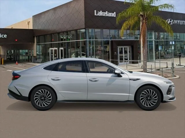 New 2026 Silver Hyundai SEL image 7