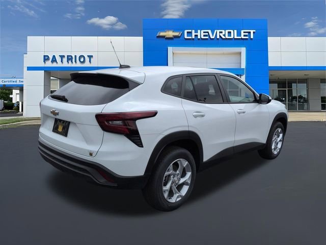 New 2026 Summit White Chevrolet LS image 10