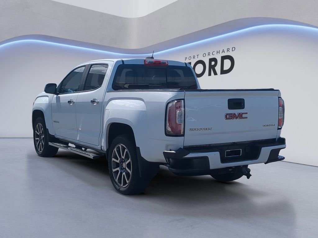 Used 2018 Summit White GMC Denali image 5