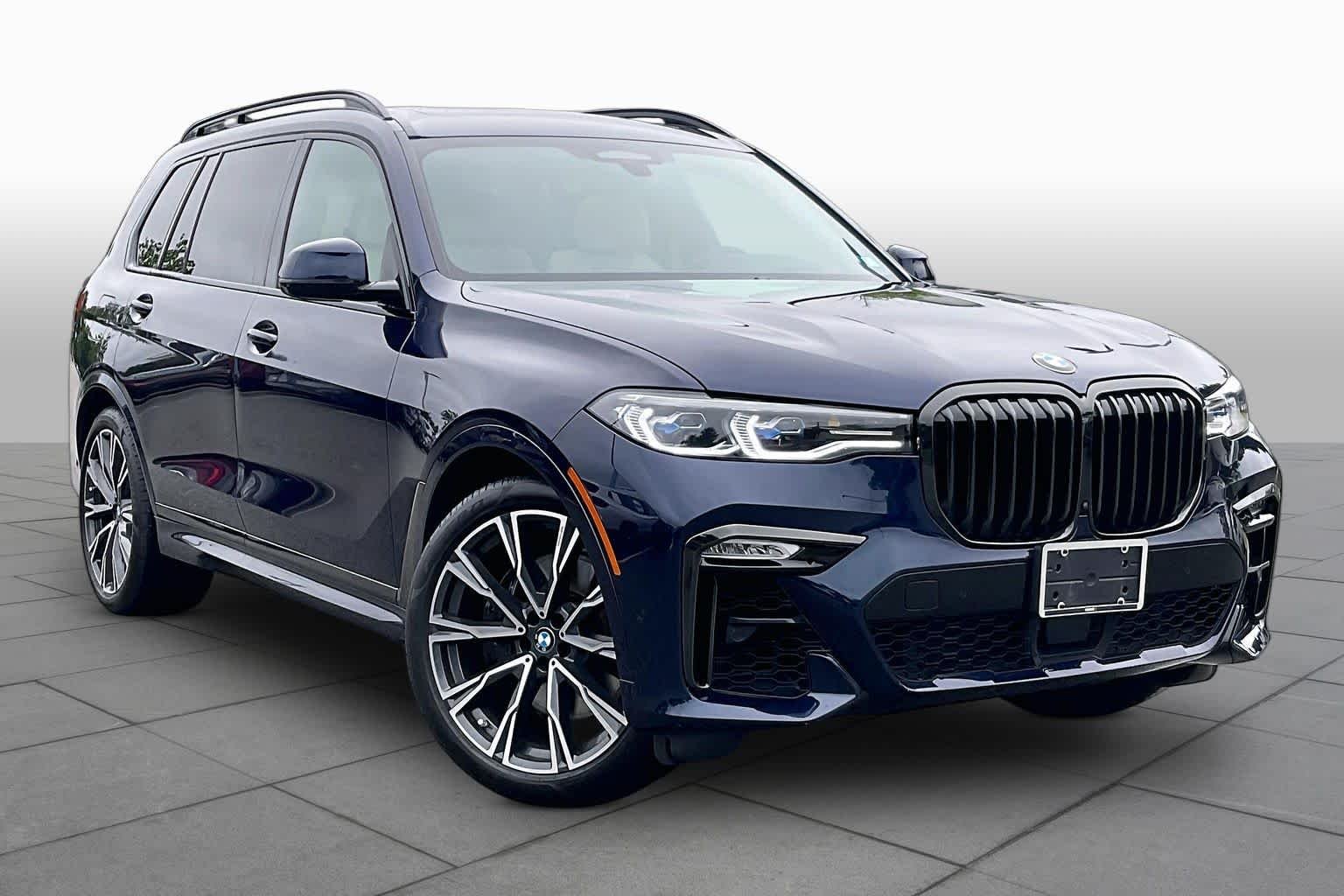 Used 2021 Tanzanite Blue II Metallic BMW M50i image 2