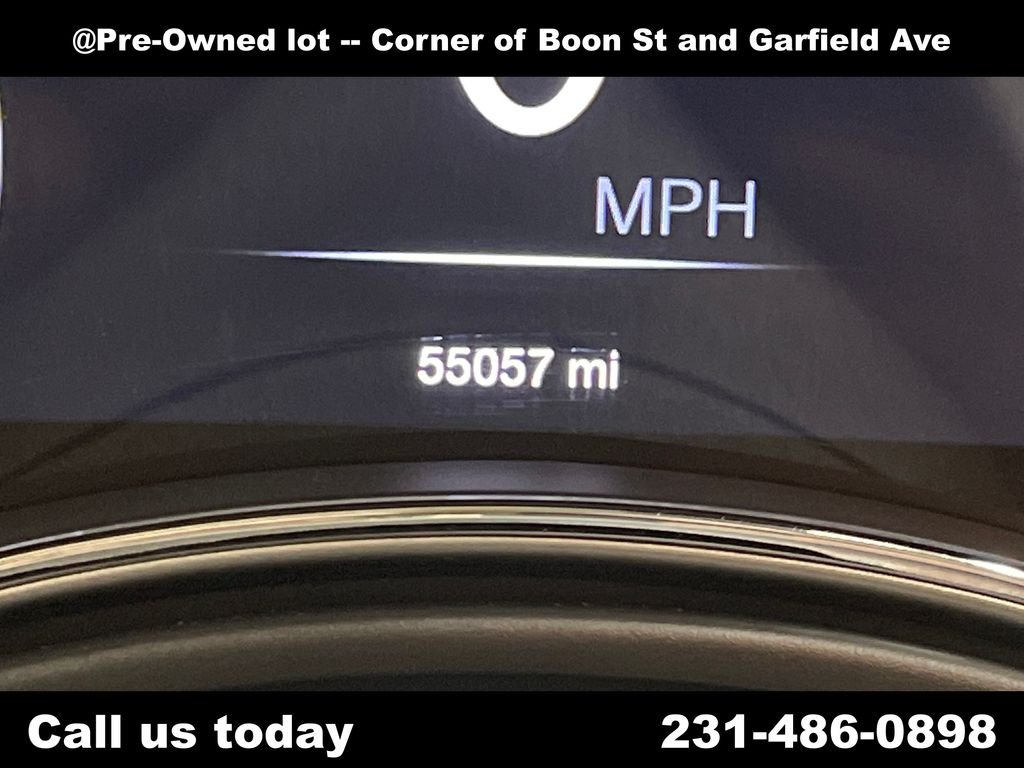 Used 2019 Blue Jeep Limited image 22