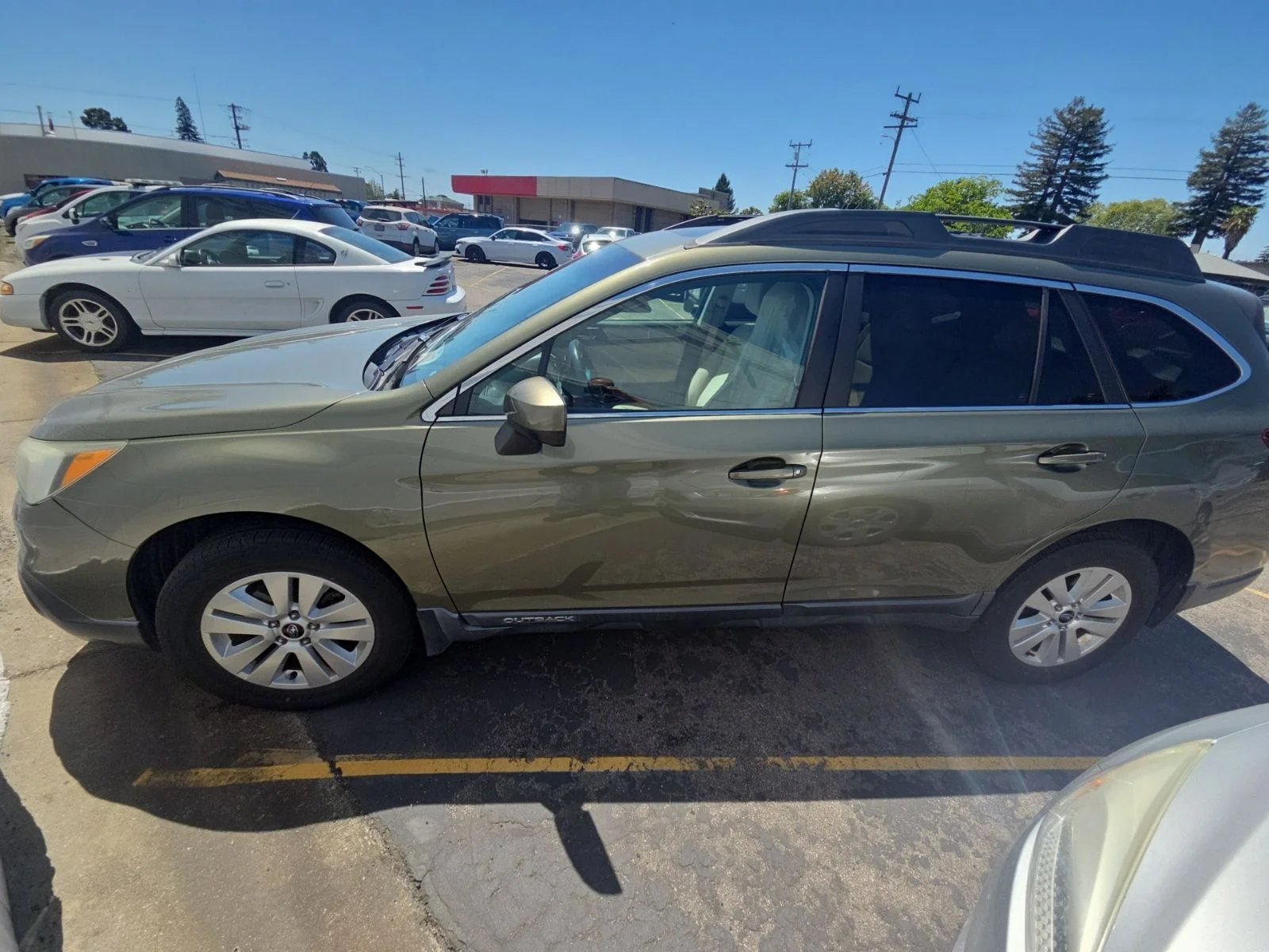 2016 Subaru Outback 2.5i Premium CVT PZEV's photo