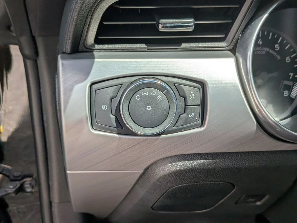 Used 2020 Black Ford GT Premium image 20