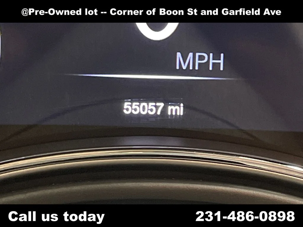 Used 2019 Blue Jeep Limited image 22