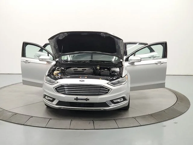 Used 2018 Silver Ford Titanium image 11