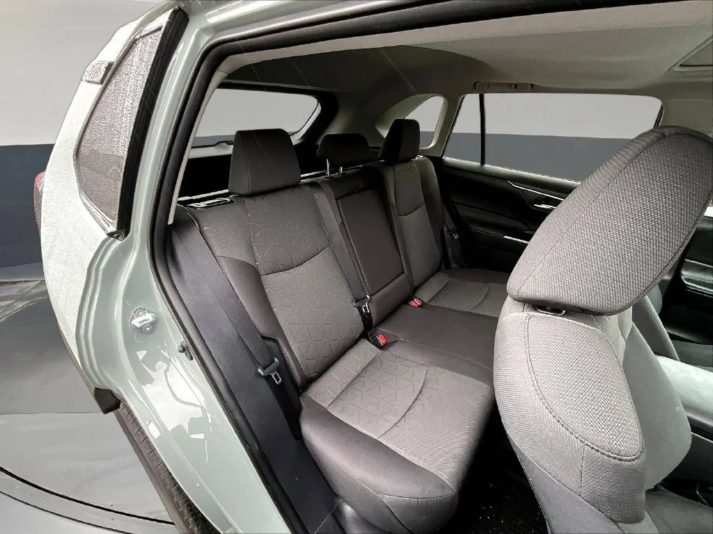 Used 2021 Blue Toyota XLE image 28