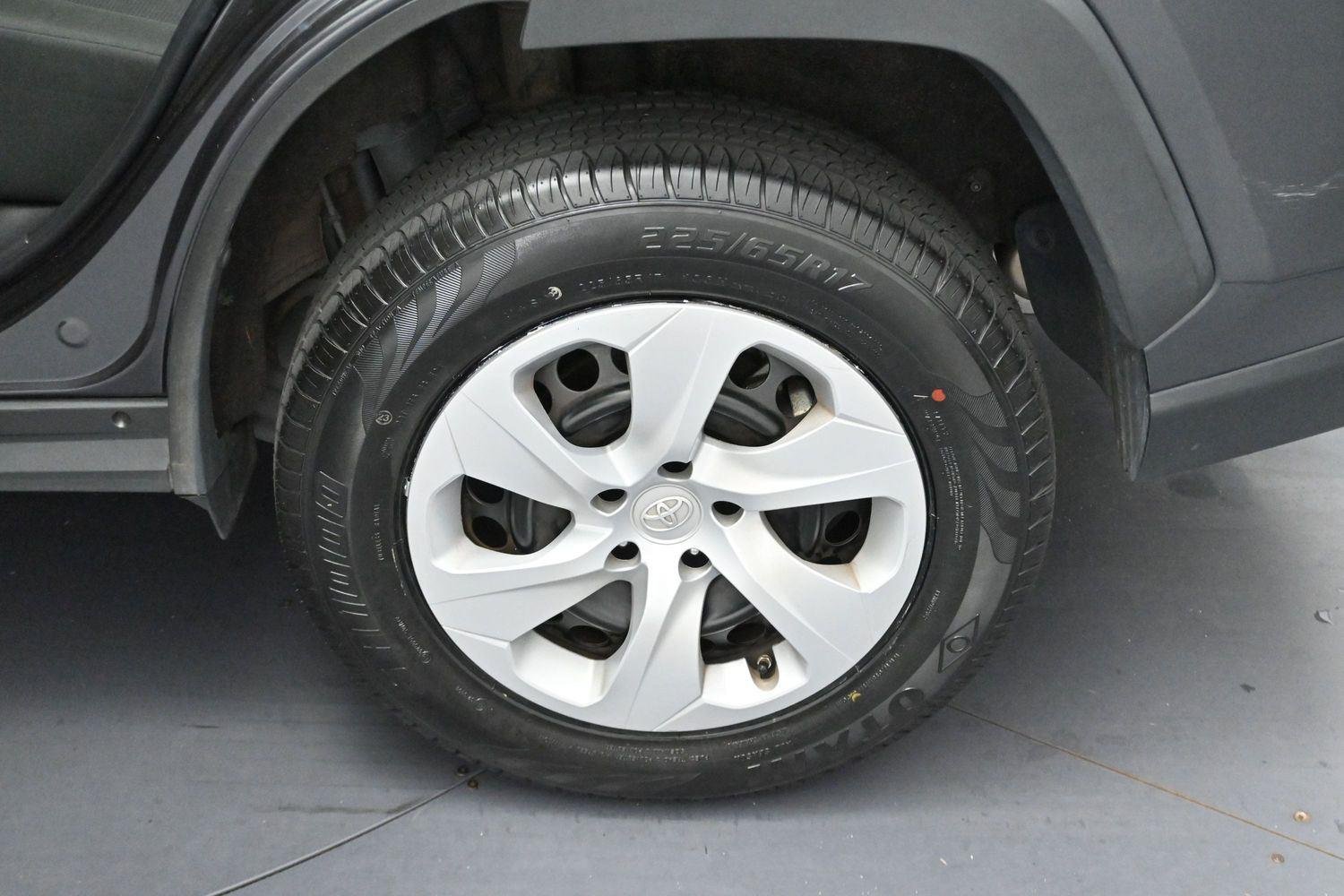 Used 2024 Magnetic Gray Metallic Toyota LE image 29