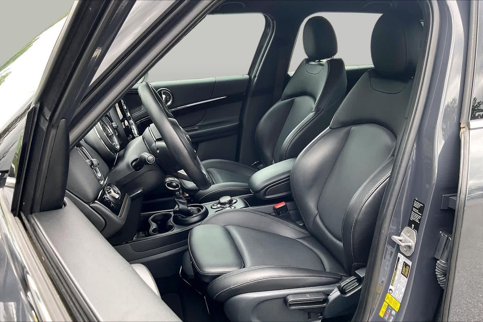 Used 2019 Thunder Gray Metallic MINI Cooper S E image 7