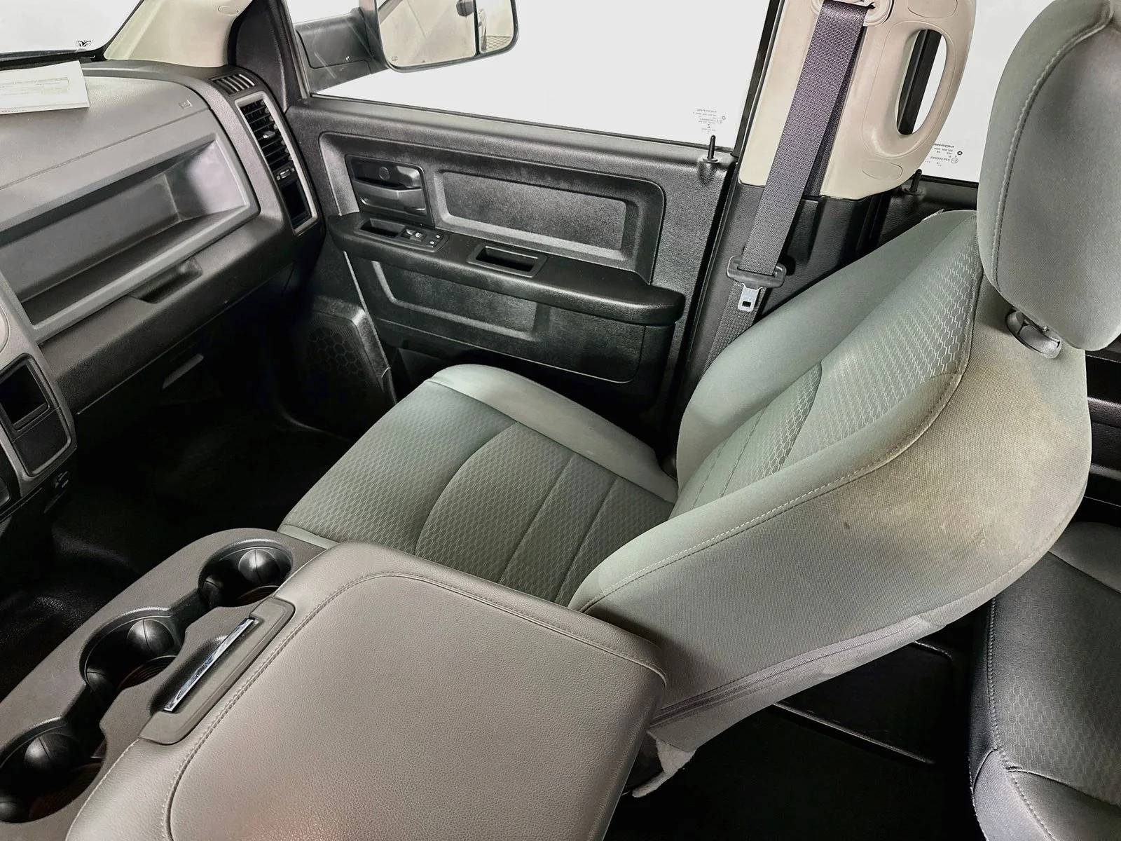 Used 2019 True Blue Pearlcoat Ram Tradesman image 21