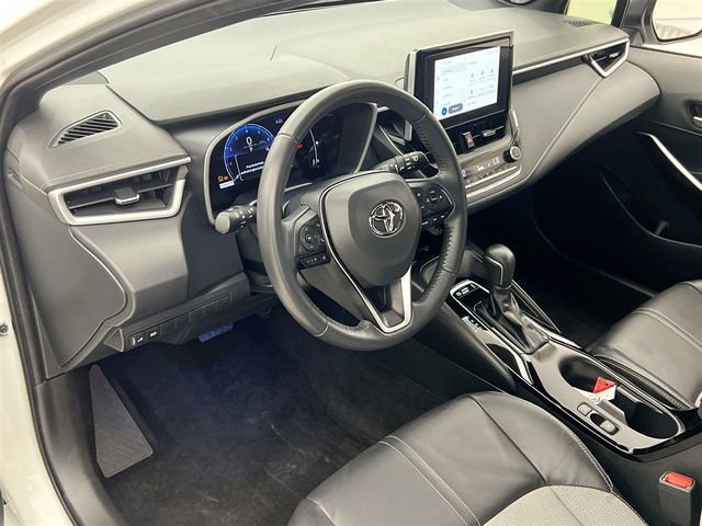2025 Toyota Corolla Hatchback XSE - Photo 7