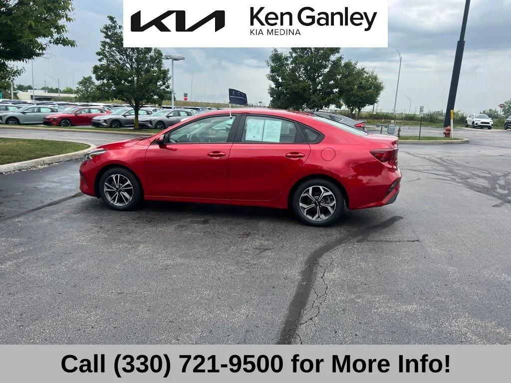 2023 Kia Forte LXS - Photo 16