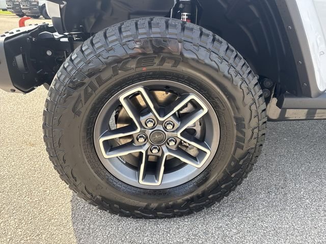 New 2026 White Jeep Mojave X image 12