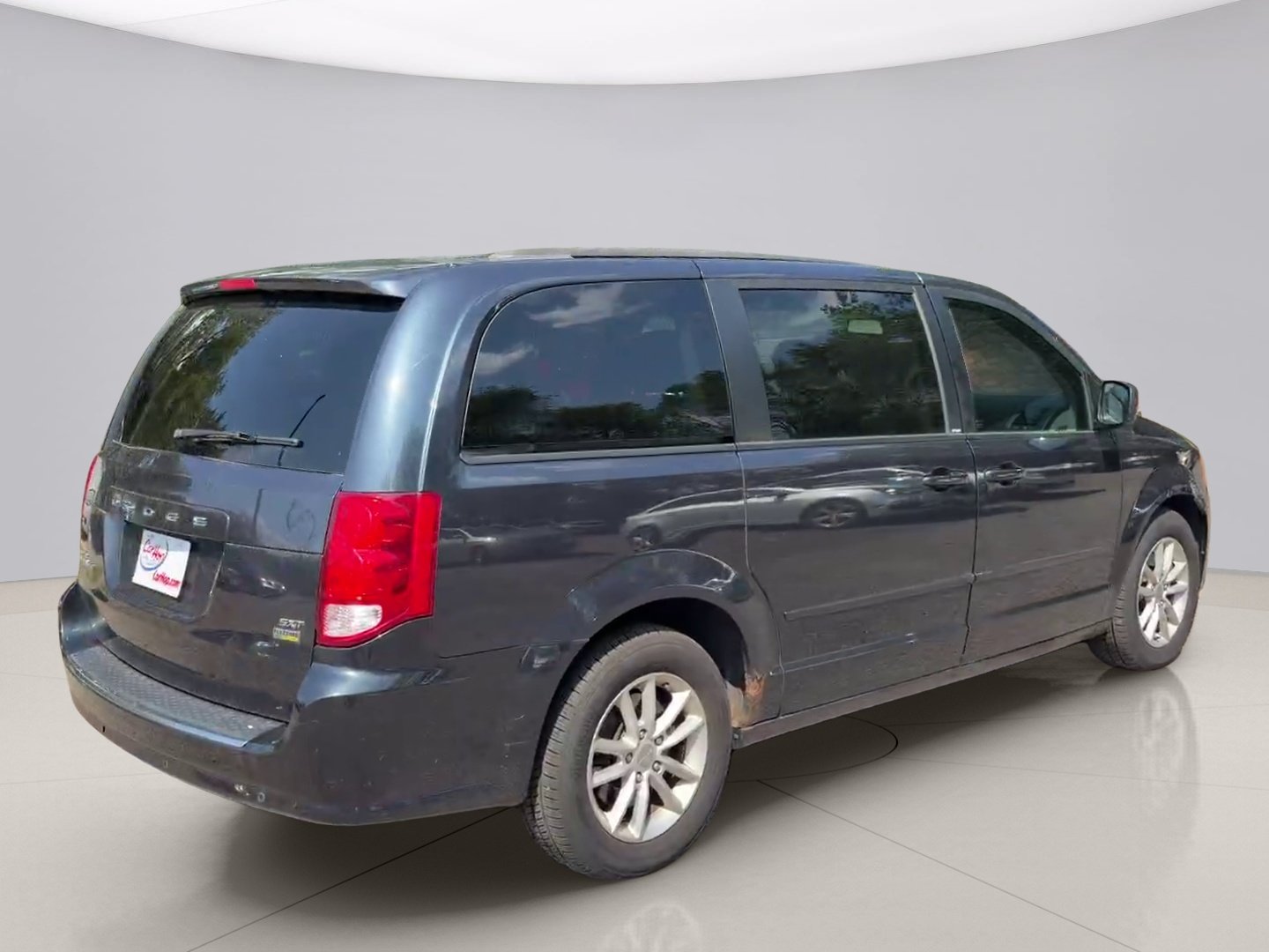Used 2014 Gray Dodge SXT image 5