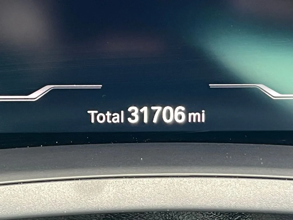 Used 2022 Gray BMW Competition image 9