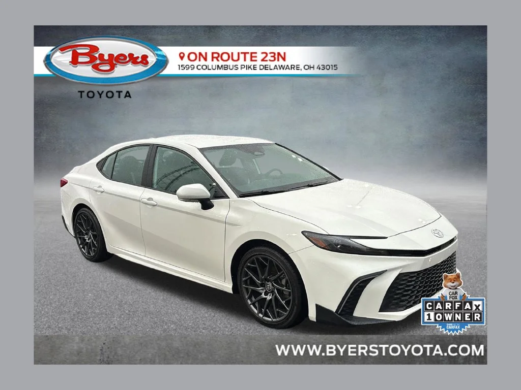 2025 Toyota Camry SE