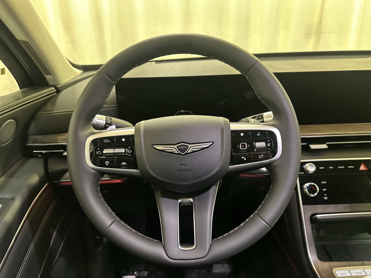 2026 GENESIS GV80 Prestige - Photo 16