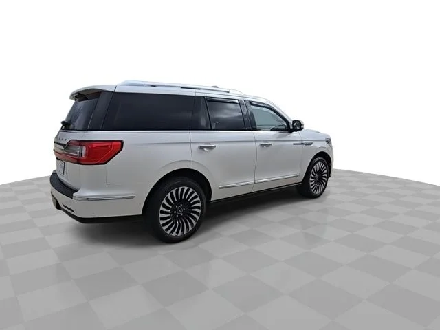 Used 2019 White Platinum Clearcoat Metallic Lincoln Black Label image 8