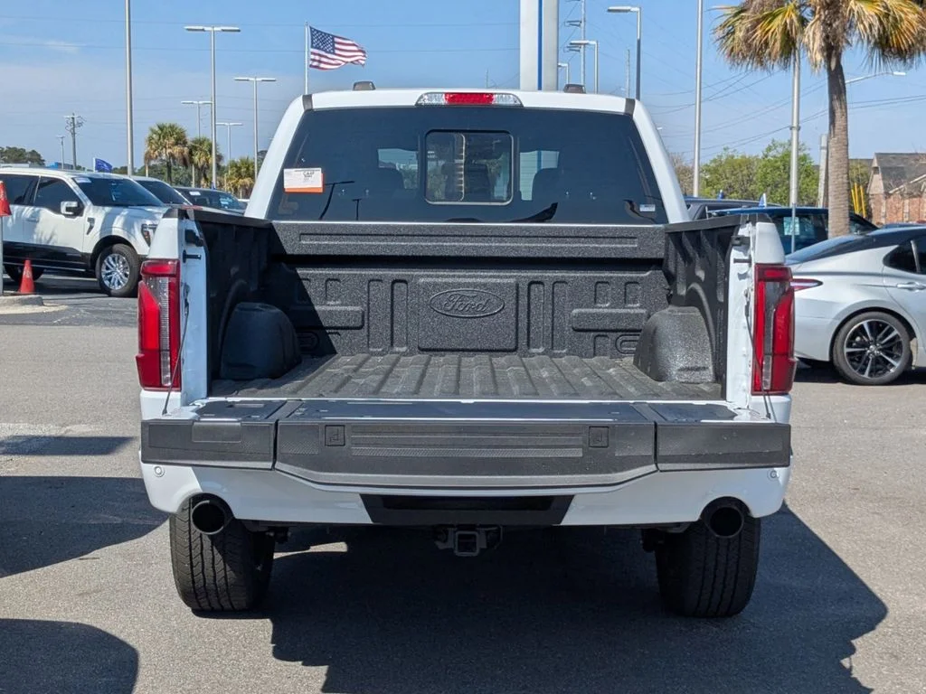New 2026 Oxford White Ford Lariat image 13