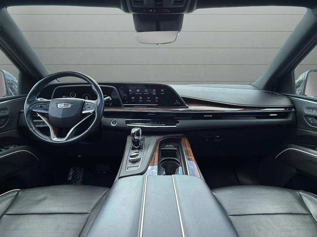 Used 2021 Black Cadillac Sport image 12