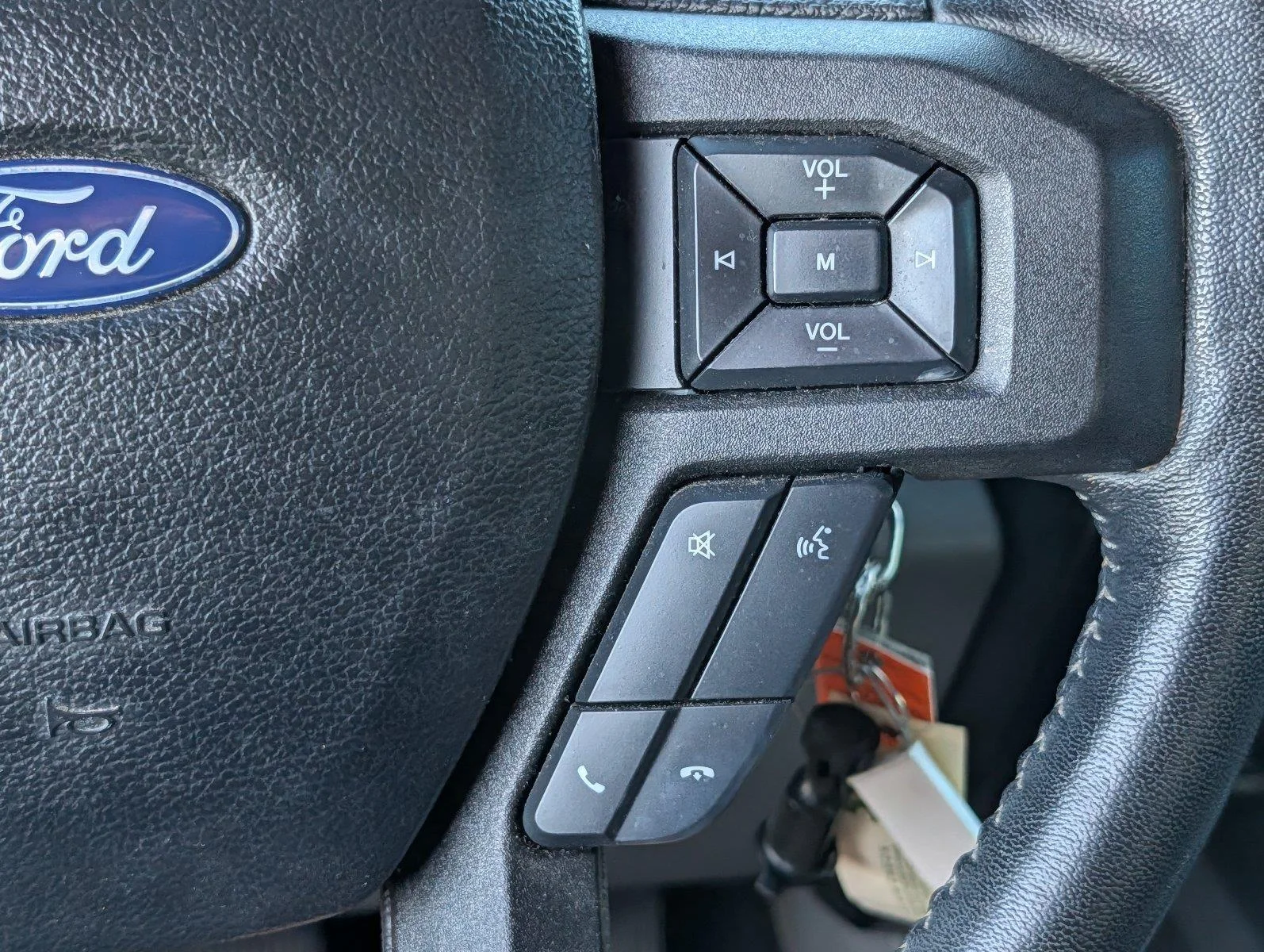 Used 2018 Ruby Red Metallic Tinted Clearcoat Ford XLT image 25