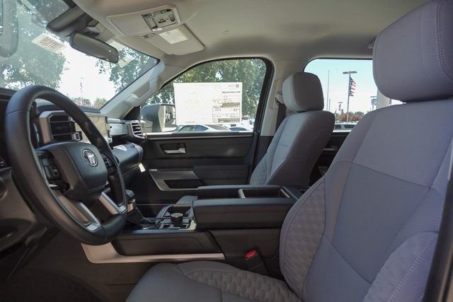 2024 Toyota Tundra SR5 - Photo 19