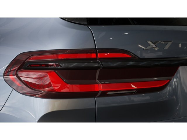 New 2027 Sparkling Copper Metallic BMW xDrive40i image 8