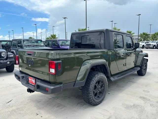 Used 2023 Green Jeep Texas Trail image 6