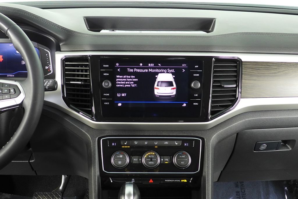 2023 Volkswagen Atlas SE w/Tech - Photo 26
