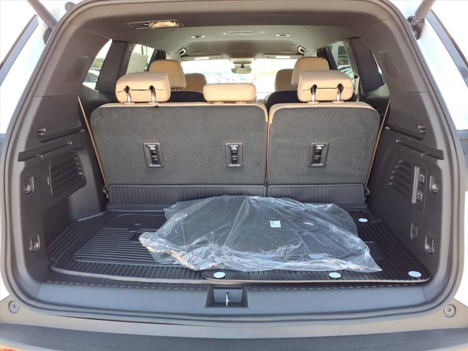 2026 Buick Enclave Preferred - Photo 38