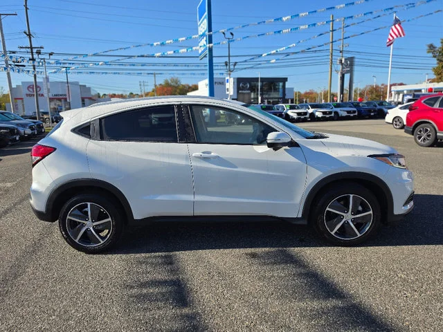 Certified Used 2022 Platinum White Pearl Honda AWD EX image 7