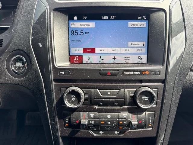 Used 2017 Black Ford XLT image 10
