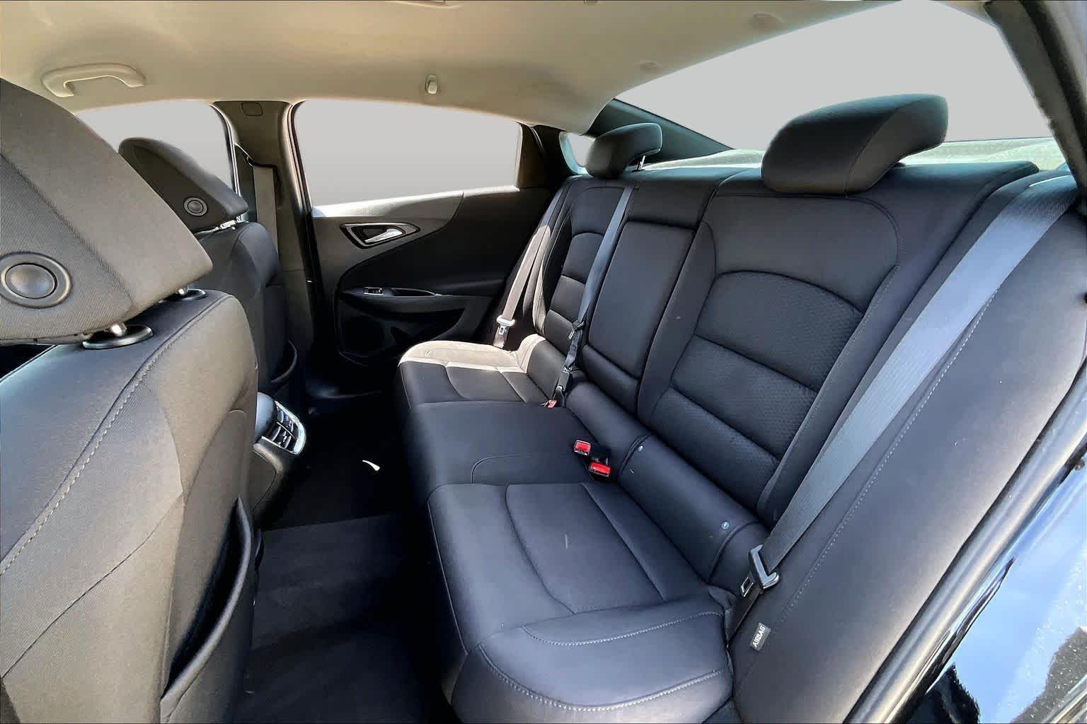Used 2021 Mosaic Black Metallic Chevrolet LT image 20