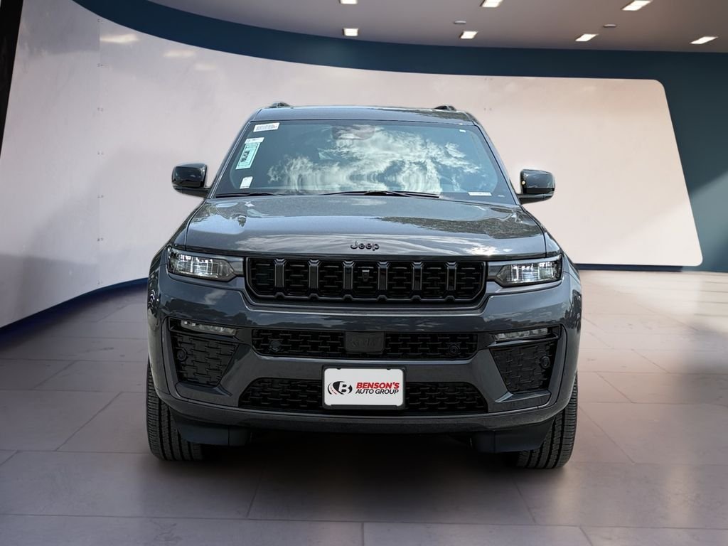 New 2026 Baltic Gray Metallic Clear-Coat Exterior Paint Jeep Limited Reserve image 8