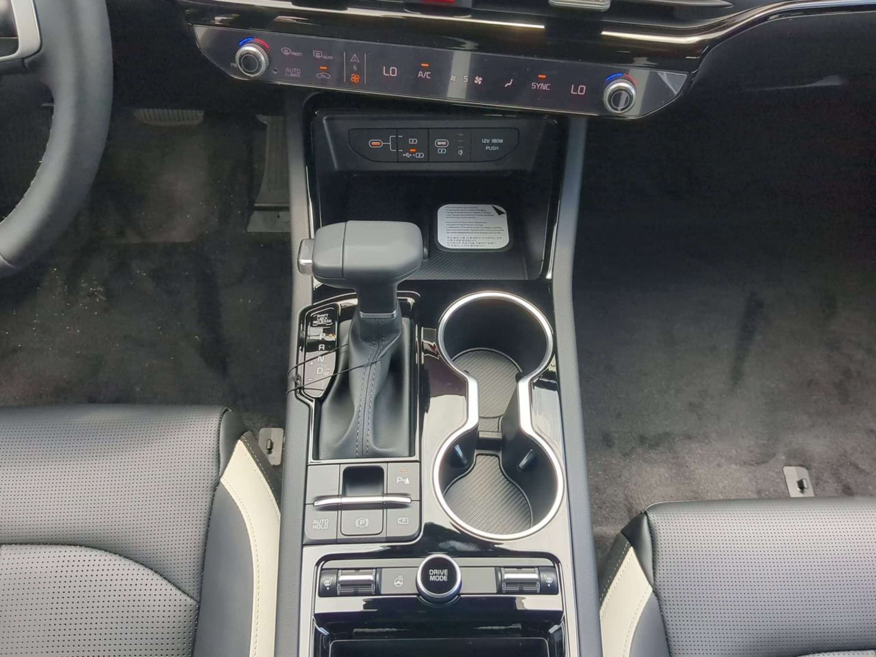 New 2026 Snow White Pearl Kia GT-Line image 26