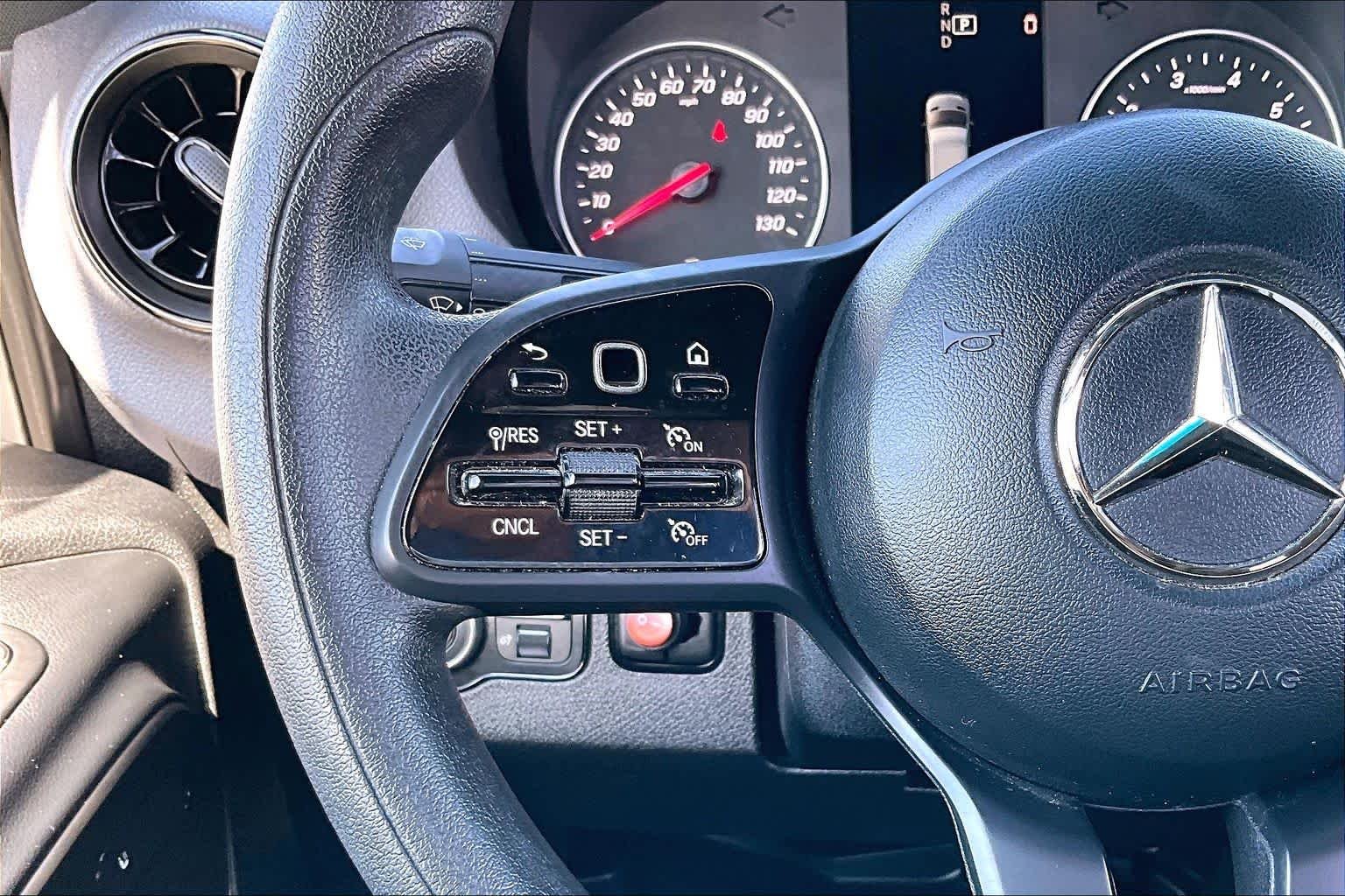 Used 2023 Arctic White Mercedes-Benz  image 24