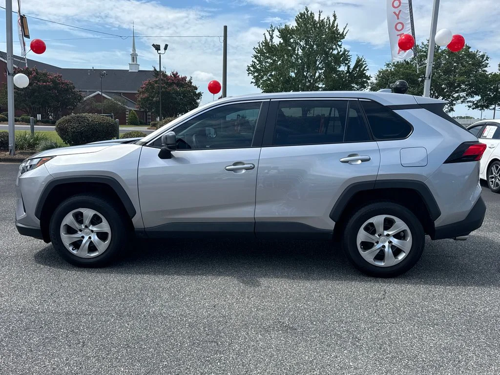 Used 2023 Silver Toyota LE image 6