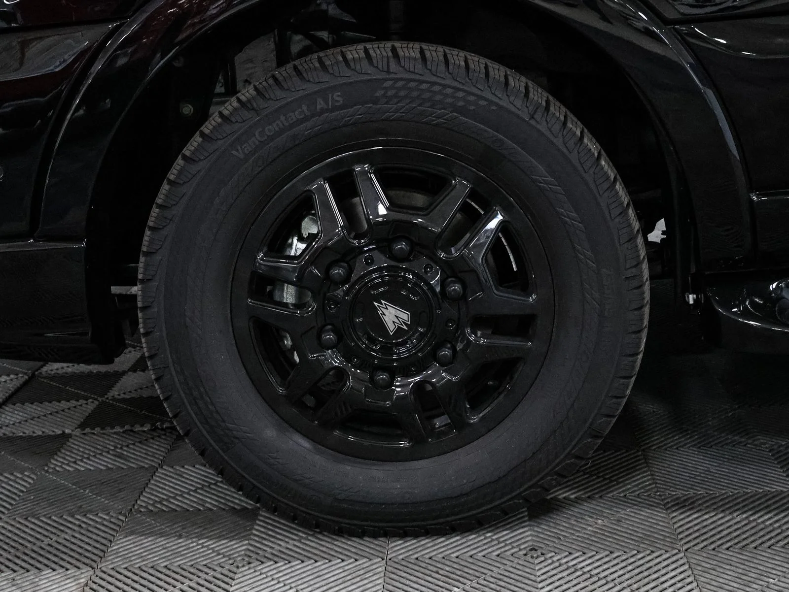 New 2026 Agate Black Metallic Ford Cargo Van image 20