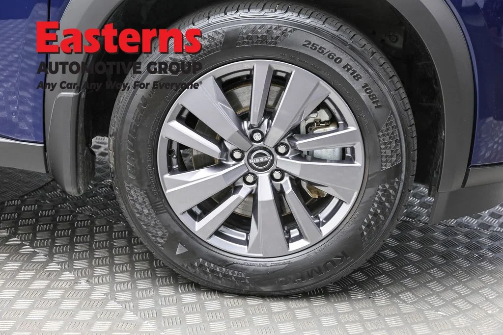 Used 2023 Blue Nissan SV image 34