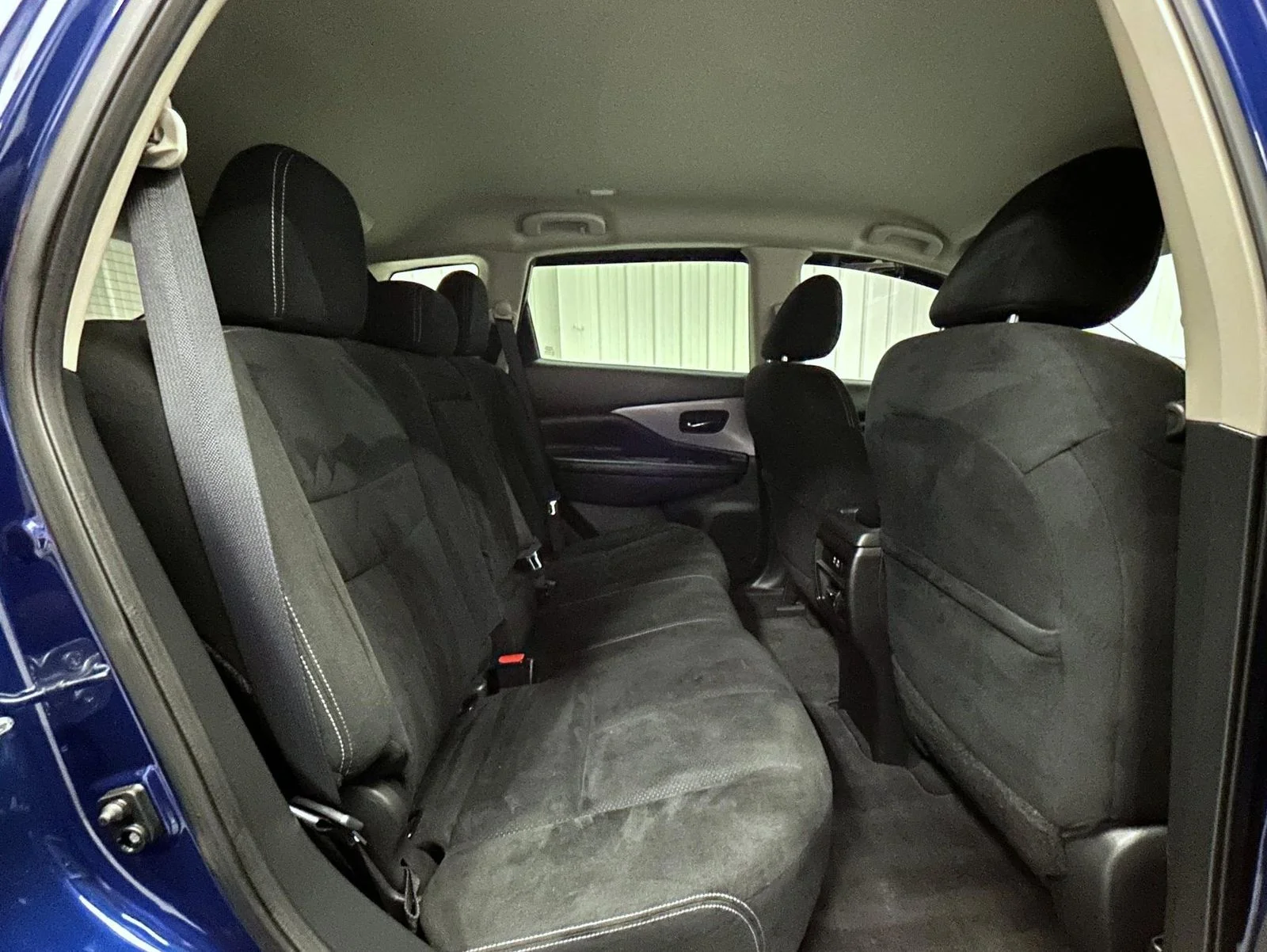 Used 2022 Blue Nissan S image 18