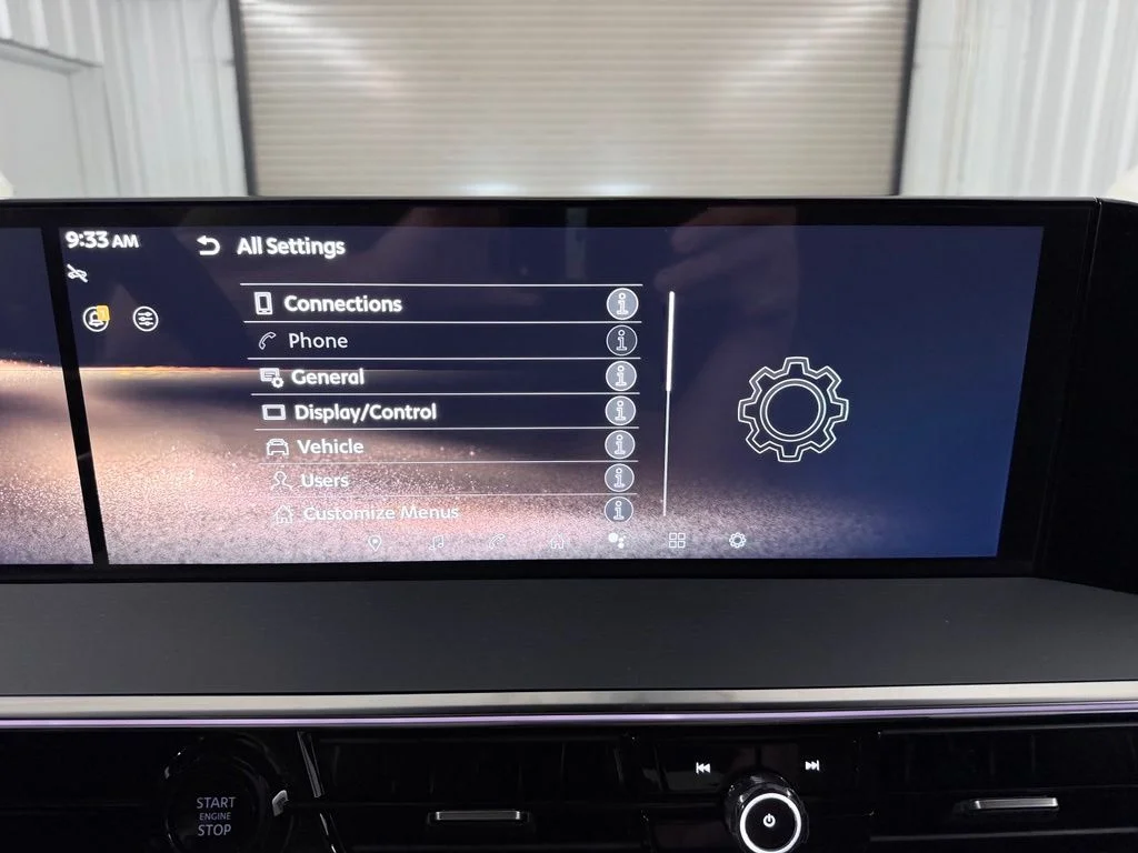 New 2027 RADIANT WHITE INFINITI Sport 4WD image 27