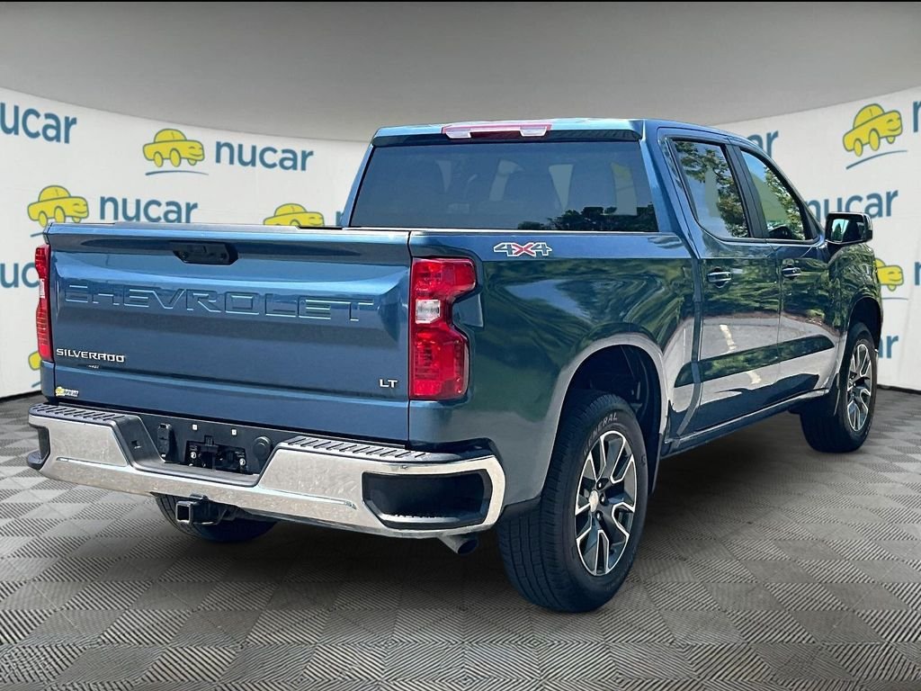 Used 2024 Lakeshore Blue Metallic Chevrolet LT image 6
