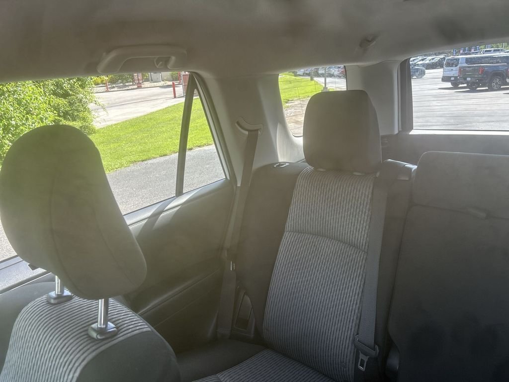 Used 2023 White Toyota SR5 image 12