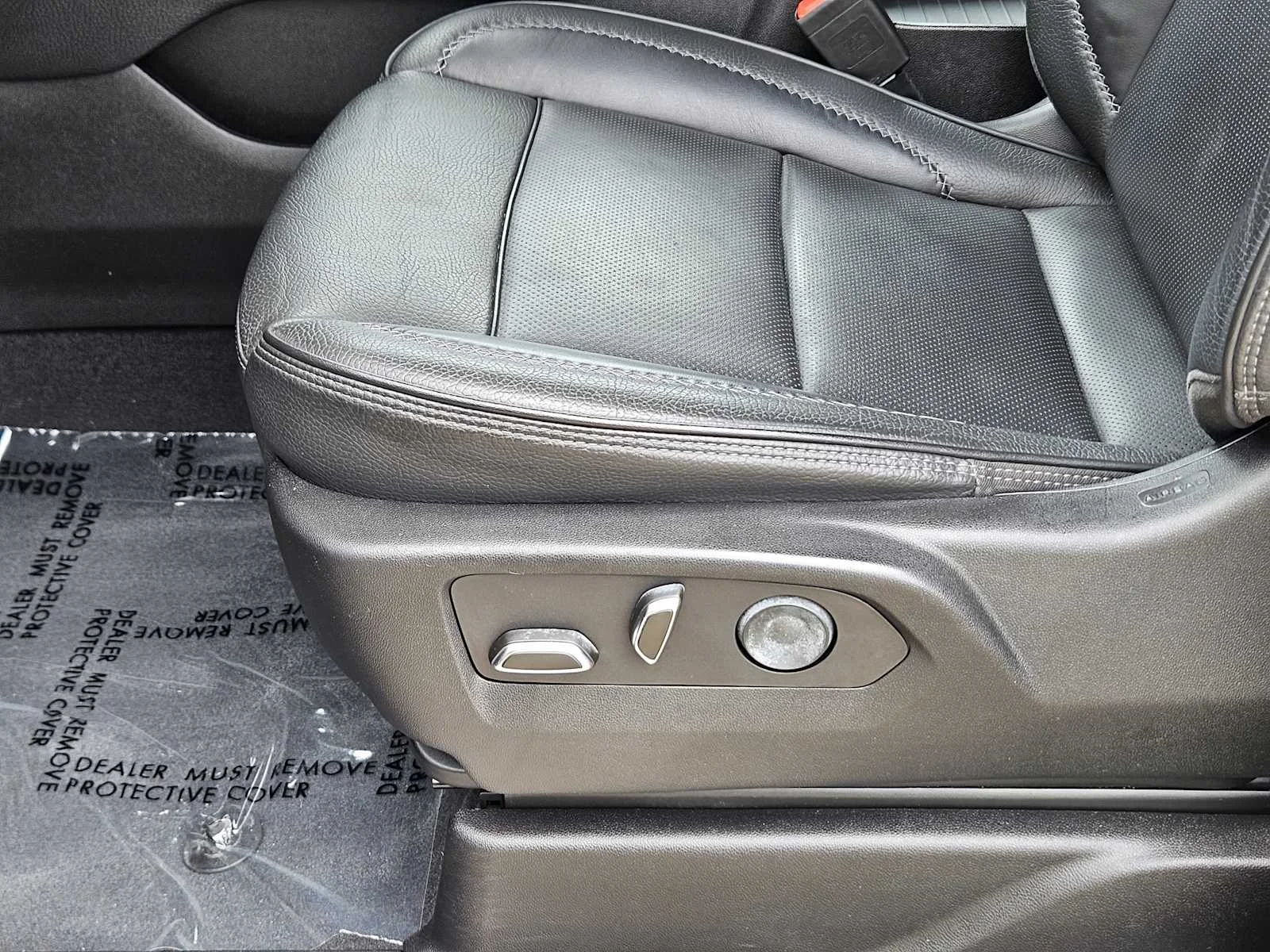 Used 2023 Onyx Black GMC Denali image 18