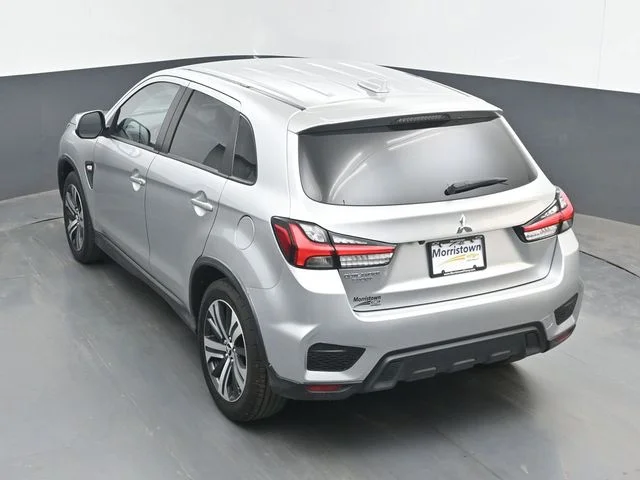 Used 2024 Silver Mitsubishi 2.0 ES image 35
