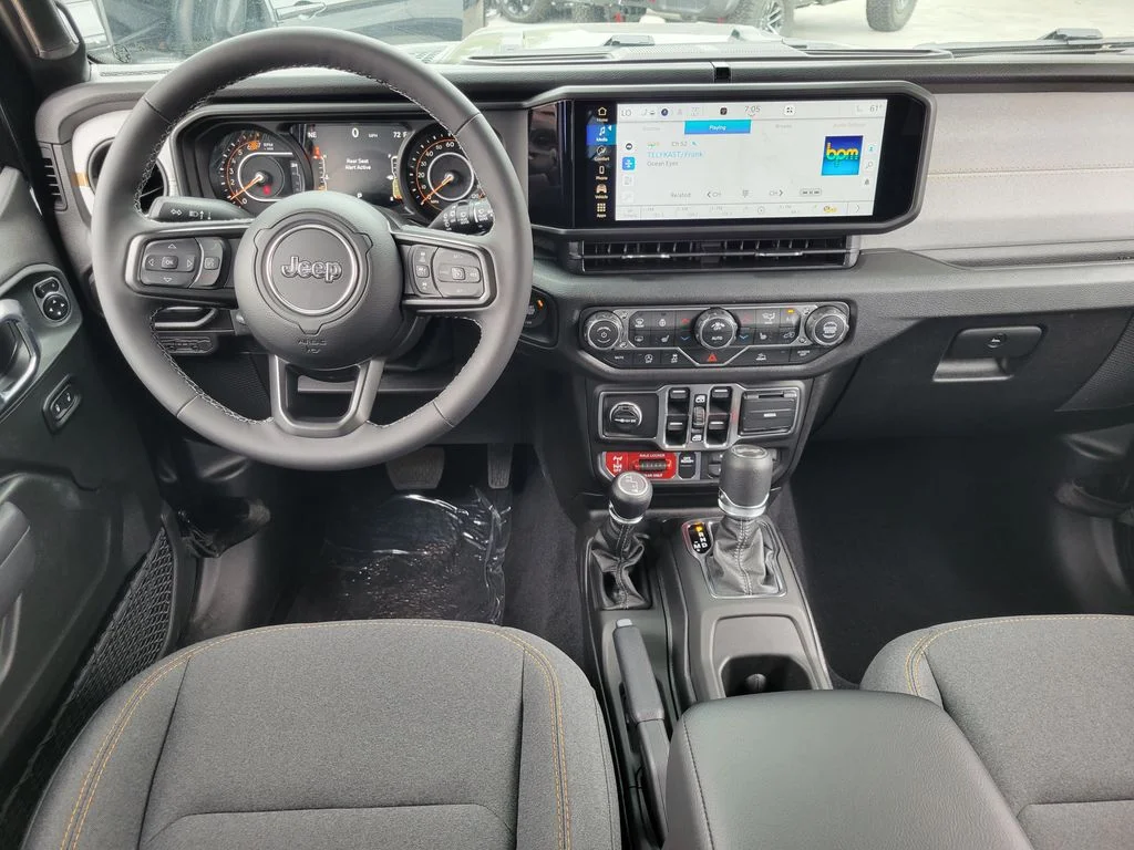 2026 Jeep Wrangler 4-Door photo 3