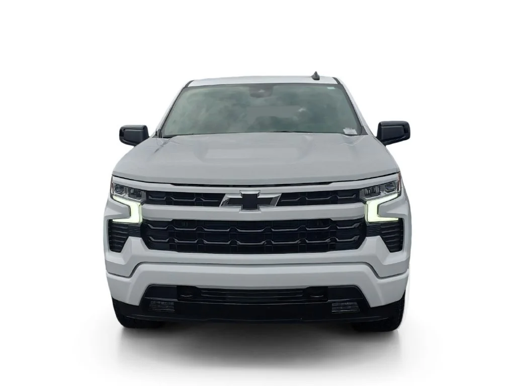 Used 2026 Summit White Chevrolet RST image 2