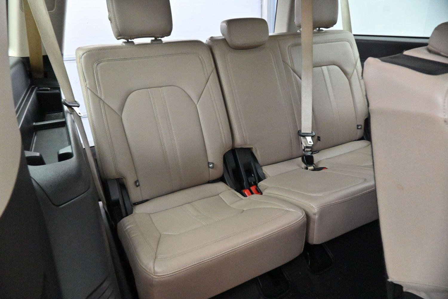 Used 2024 Agate Black Ford Limited image 40