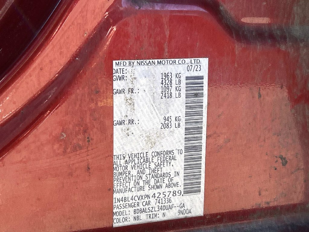 Used 2023 Red Nissan 2.5 SR image 10