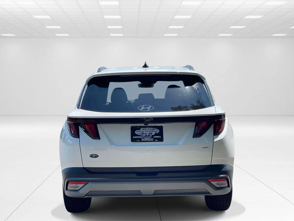 New 2026 White Hyundai SEL image 5