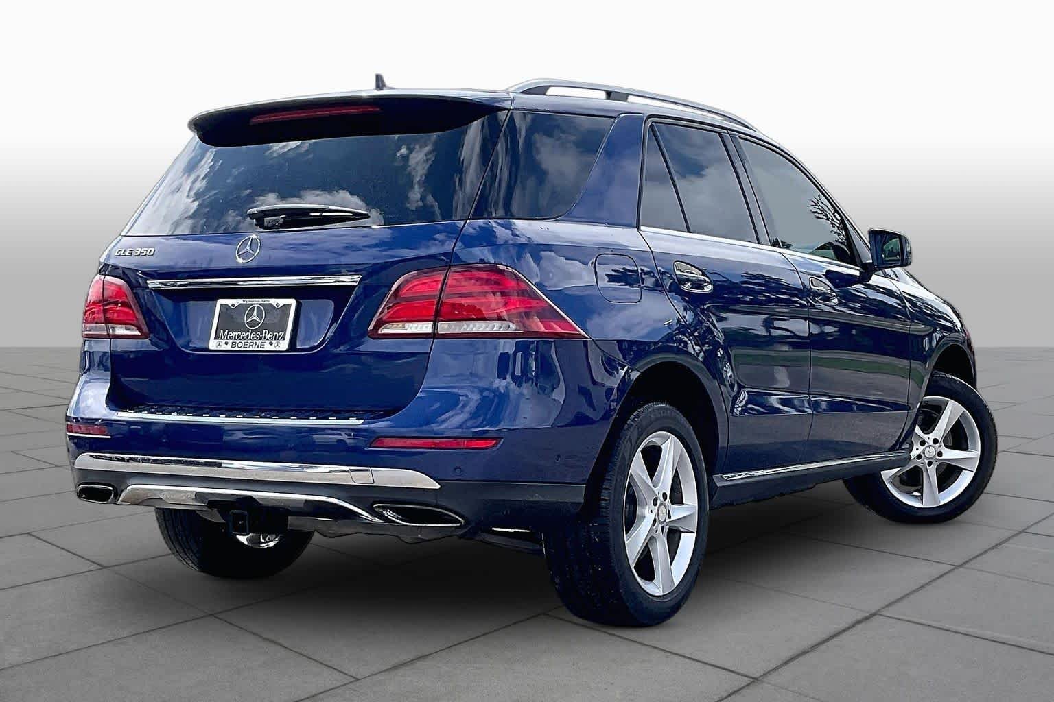 Used 2017 Brilliant Blue Metallic Mercedes-Benz GLE 350 image 13